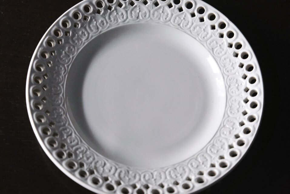 Creil & Montereau クレイユモントロー 平皿 レース レリーフ フランス