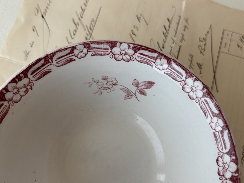 1点のみ】希少 Creil et montereau LILAS クレイユモントロー 赤の