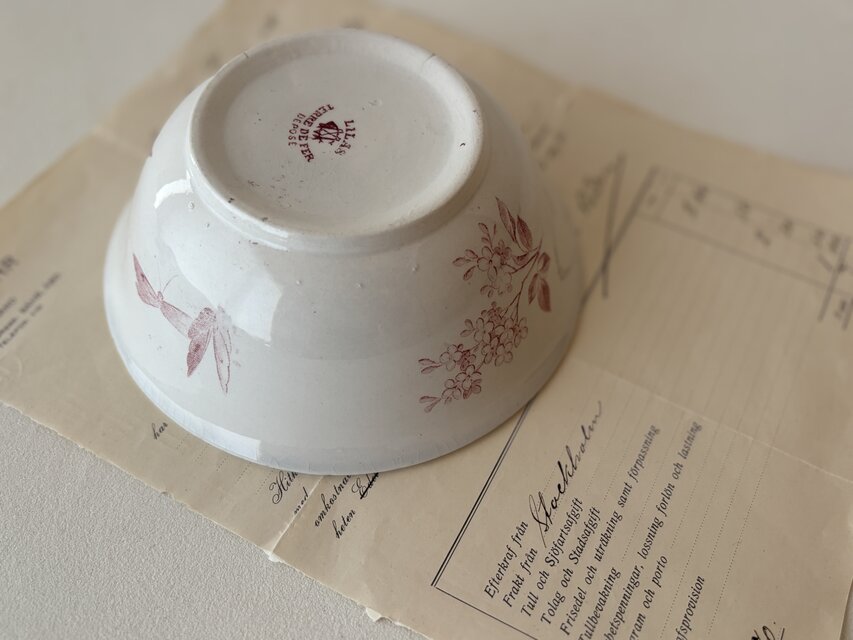 【希少】クレイユモントロー　LILAS赤のデザートボウル　フランスアンティーク 1点のみ】希少 Creil et montereau LILAS クレイユモントロー 赤の