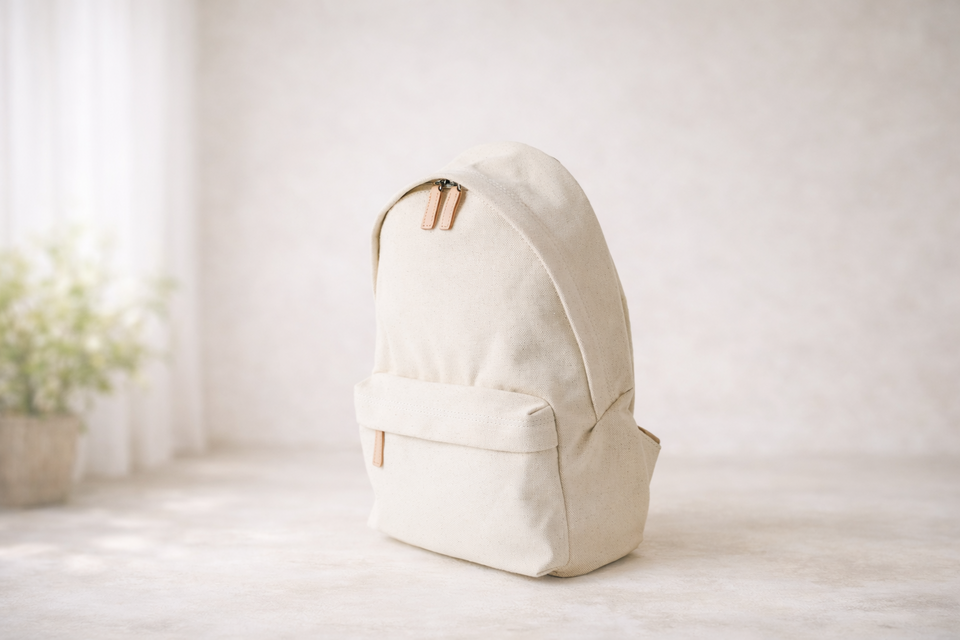 クリーム色 キャンバス バックパック 帆布×革の組み合わせ」大容量キャンバスリュック｜シンプルで洗練され