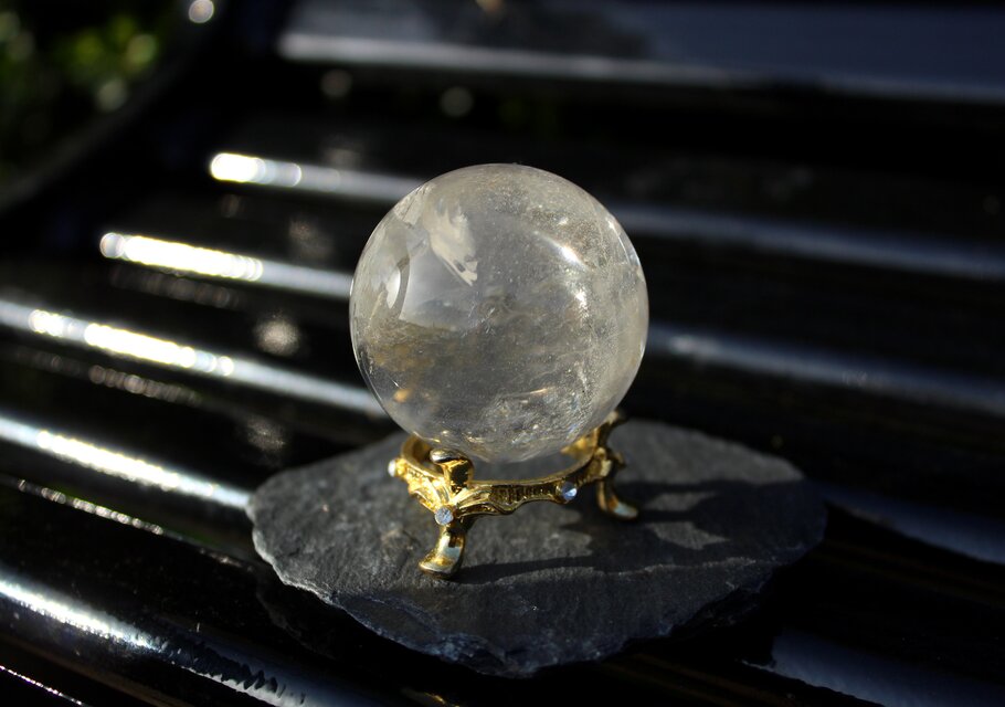 水晶丸玉 40mm | iichi 日々の暮らしを心地よくするハンドメイドや