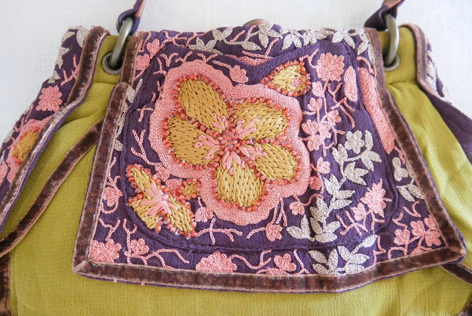 Jamin Puech Paris】フローラルの刺しゅう飾り スモールハンドバッグ