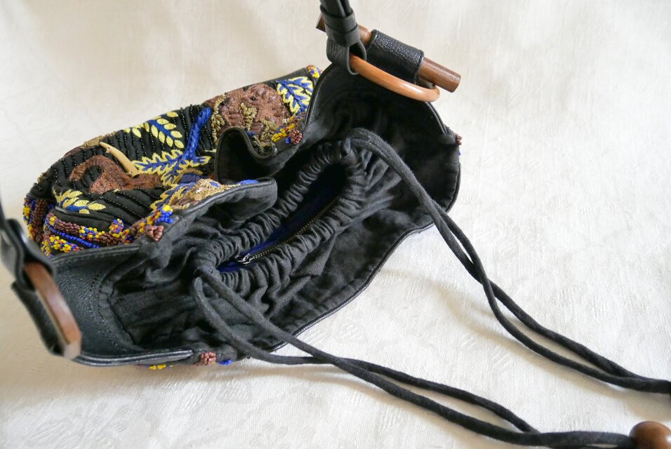 JAMIN PUECH ビーズ レザー スパンコール 2way ショルダーバッグ Jamin Puech Paris】黒色に象の絵柄 スパンコール&ビーズ ショルダー