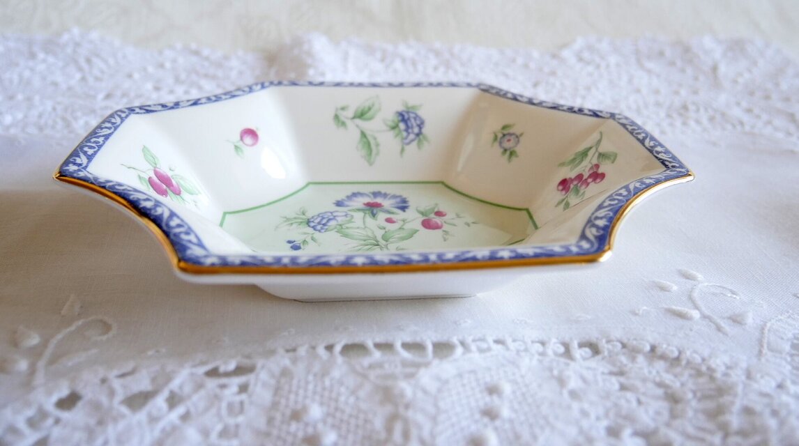 英国製【WEDGWOOD】J.ウェッジウッド200周年記念MEADOW FIELD 八角形