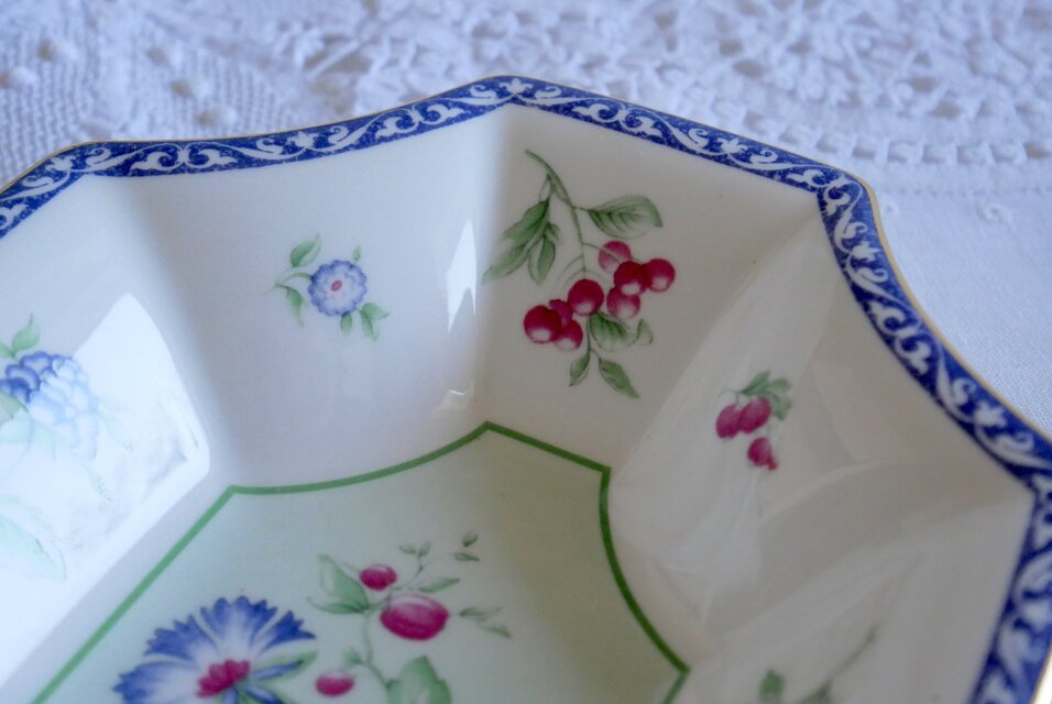 英国製【WEDGWOOD】J.ウェッジウッド200周年記念MEADOW FIELD 八角形