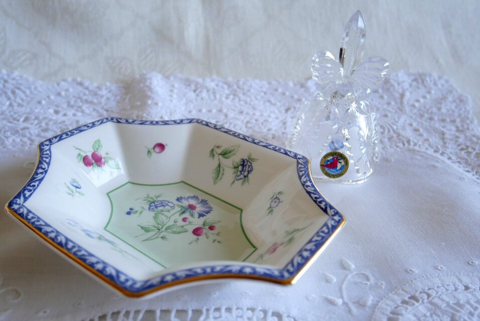 英国製【WEDGWOOD】J.ウェッジウッド200周年記念MEADOW FIELD 八角形
