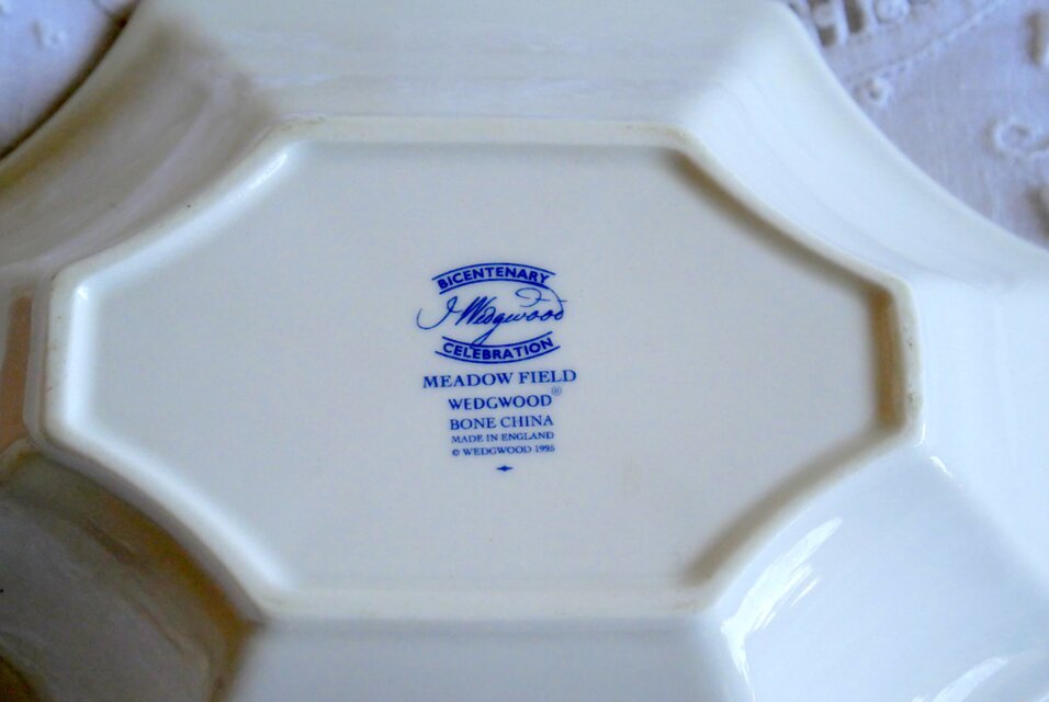 英国製【WEDGWOOD】J.ウェッジウッド200周年記念MEADOW FIELD 八角形