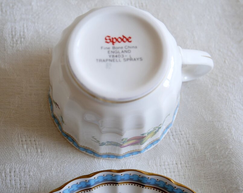 スポードSpodeトラップネル・スプレイズTrapnell Sprays Spode】スポード Trapnell Sprays トラップネル カップ＆ソーサー 2客