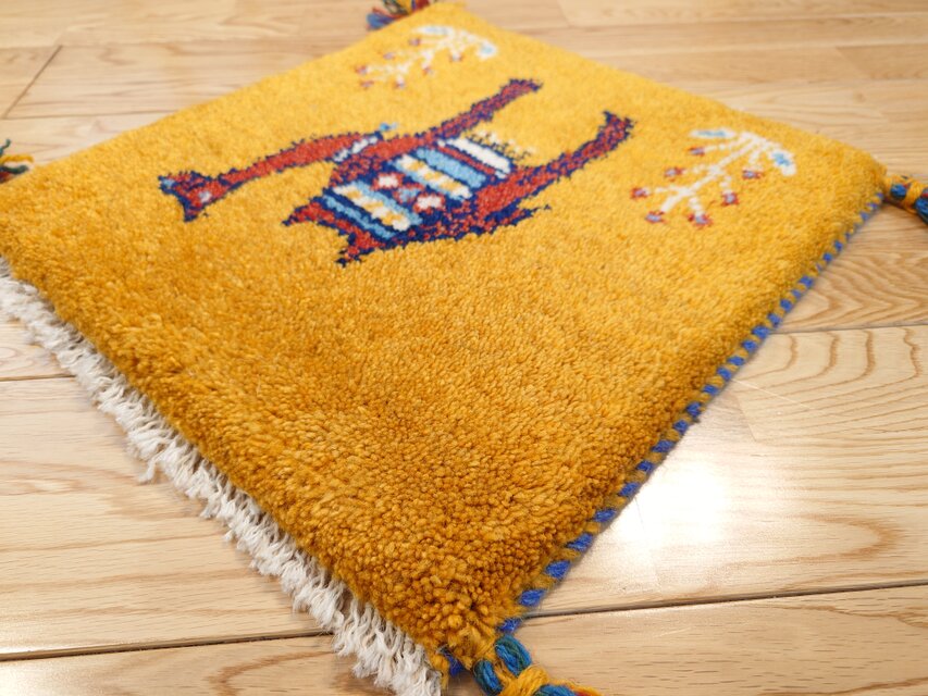 ペルシャ ギャッベ ミニマット ラグ 横39x40㎝ ラクダ 黄金色 T3928G