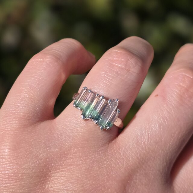 バイカラー トルマリン 原石のリズム 2.14ct ツメ留め シルバーSV925