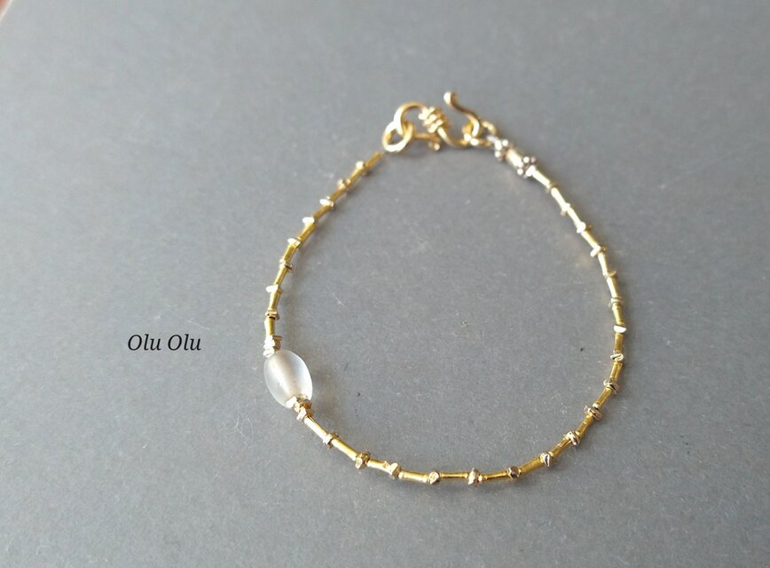 古代水晶×カレンシルバーのブレスレット | iichi 日々の暮らしを 