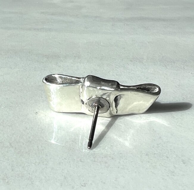 限定【片耳ピアス】リボンピアス➁ 約3g シルバーピアス シルバー925