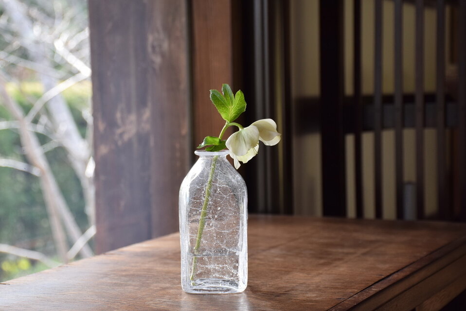 網泡□花瓶 | iichi 日々の暮らしを心地よくするハンドメイドや