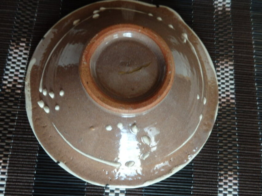 陶器 片口 白泥黒斑点模様 イッチン模様入り | iichi 日々の暮らしを