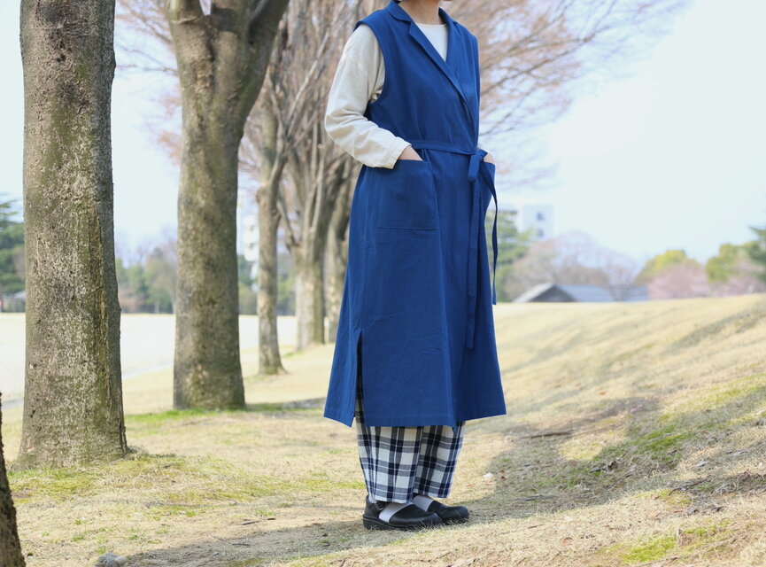 藍染（備後節織・中紺）の襟付きジレワンピース | カシュクール2way