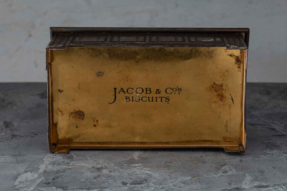 Jacob & Co ビスケット缶 ジャコビアン調 ログボックス型 イギリス