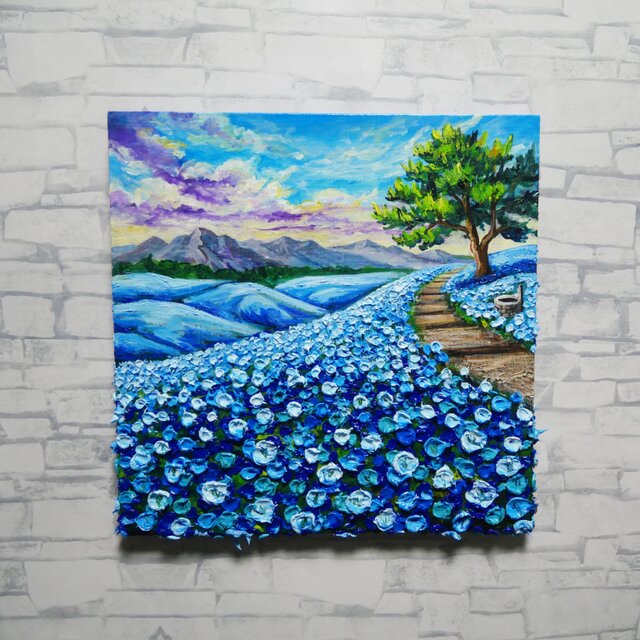世界に一枚】青の輝きを描く油彩画「幸せを運ぶ青い丘」北欧風