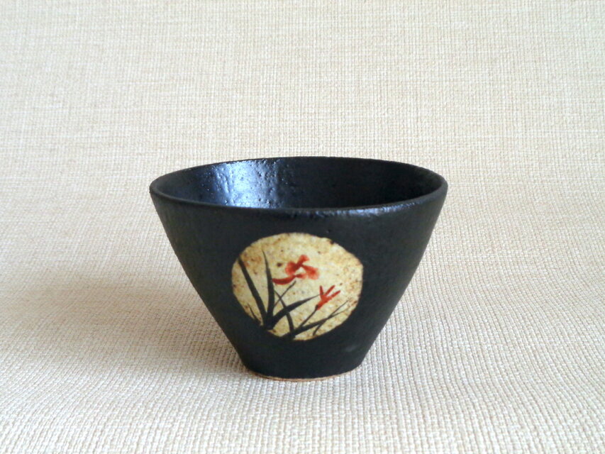 花文抹茶碗e | iichi 日々の暮らしを心地よくするハンドメイドや