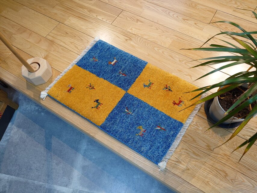 ペルシャ ダバールギャッベ 玄関マット ラグ 59×39cm タイル 黄金色