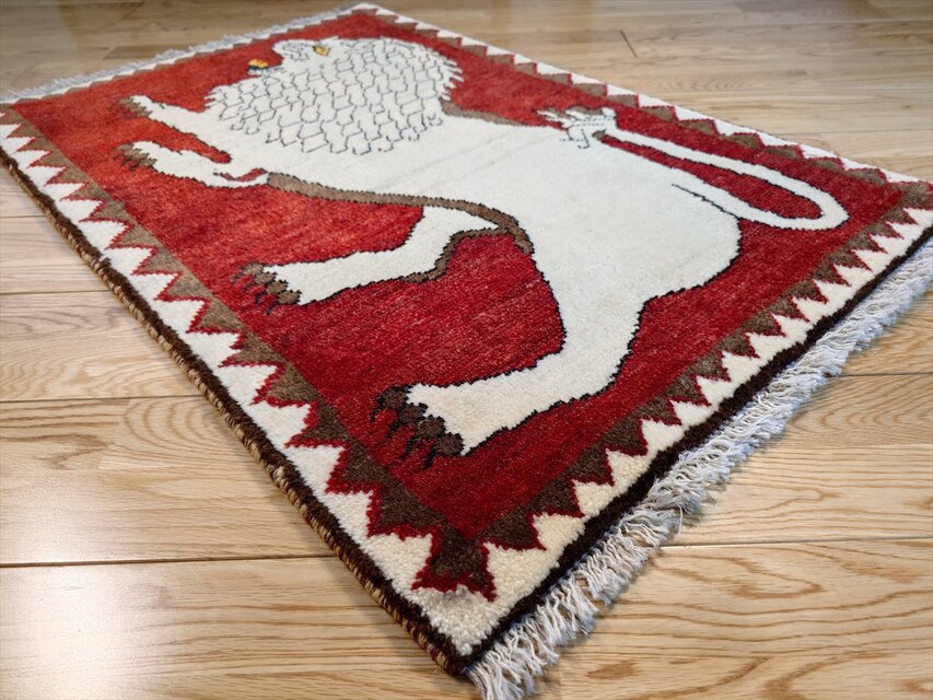 ペルシャ オールドギャッベ アマレバフト ラグ 95x67cm 茜色