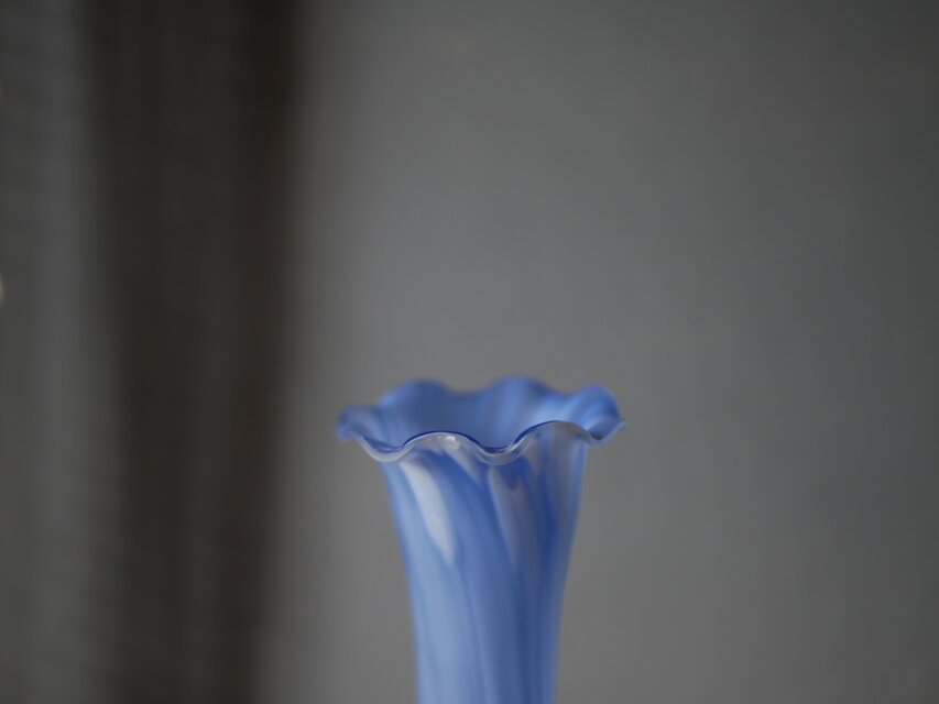 サテンガラス アンティーク フラワーベース 花器 花瓶 アンティークの
