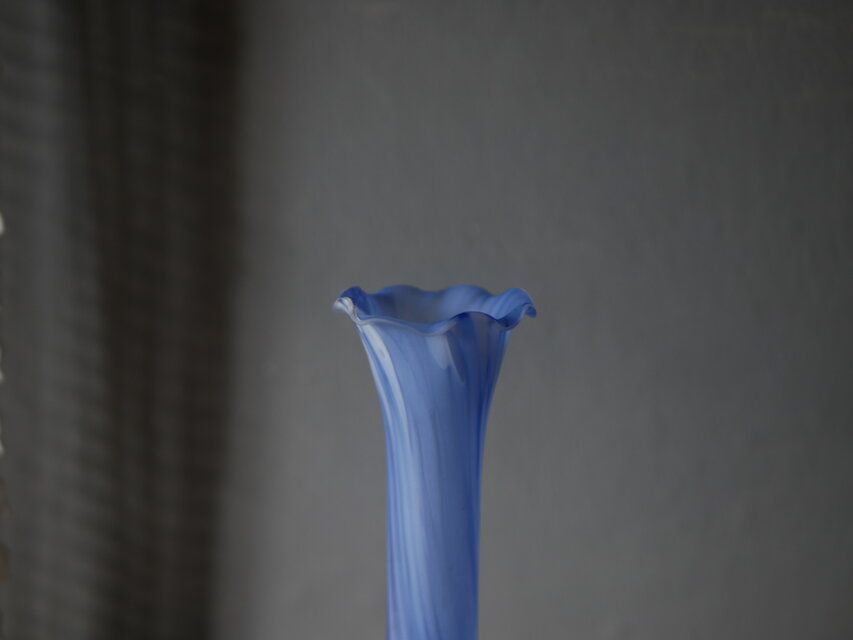 サテンガラス アンティーク フラワーベース 花器 花瓶 アンティークの