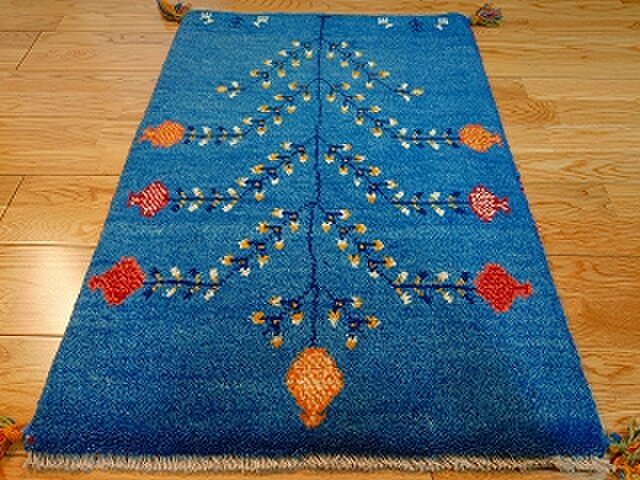 ペルシャ ギャッベ ラグ 85x60cm ザクロの木 ブルー RJ4361 | iichi