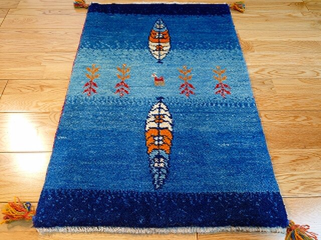ペルシャ ギャッベ 玄関マット 88x60cm ブルー 糸杉 ヤギ RJ6804