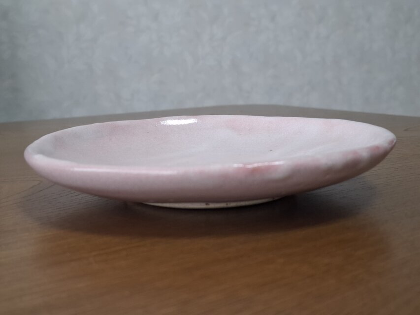 さくら志野 中皿 | iichi 日々の暮らしを心地よくするハンドメイドや