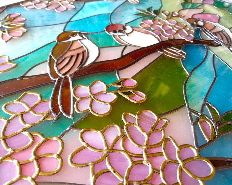 【ステンドグラス】桜と動物たちのお花見リース 桜咲く雀の里 ステンドグラス風アート | iichi 日々の暮らしを心地よく