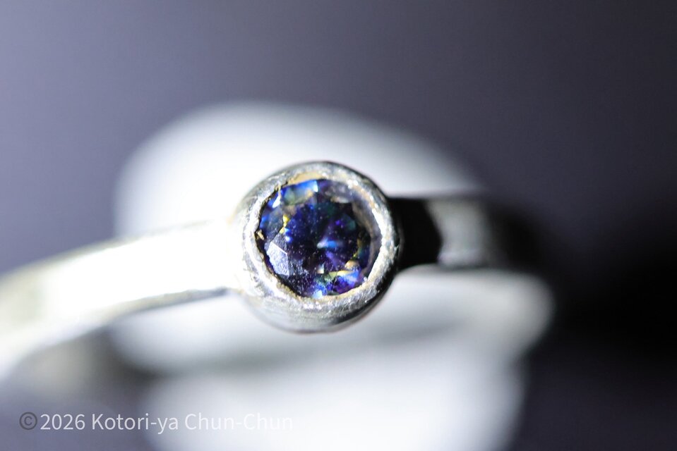 ブルーモアサナイト　リング　ブルーダイヤモンド好きに 人類の叡智の結晶】最強の人工宝石 ネイビーブルーモアサナイト