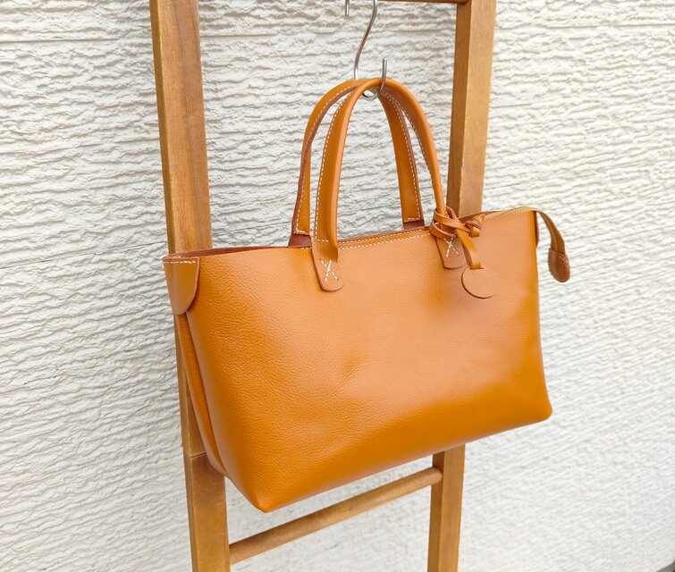 姫路レザー】手縫いのジャーニートートバッグ（メンズ/レディース