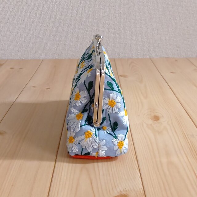 お天気最高☀️　ショルダーポーチと通帳入れ☆ストロベリーシーフ☆いちご口金 お天気最高☀️ ショルダーポーチと通帳入れ☆ストロベリーシーフ