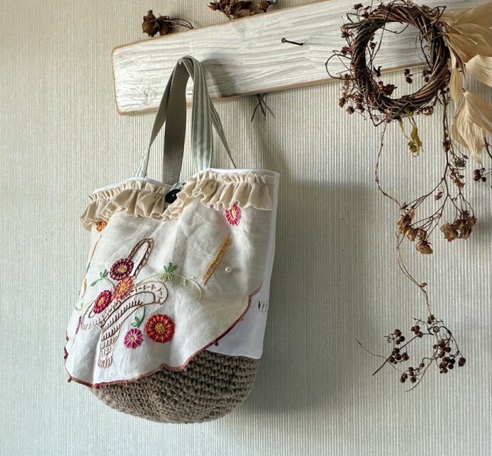 花かご刺繍かごバッグ*Franceantique*vintage*お出かけバッグ*手刺繍