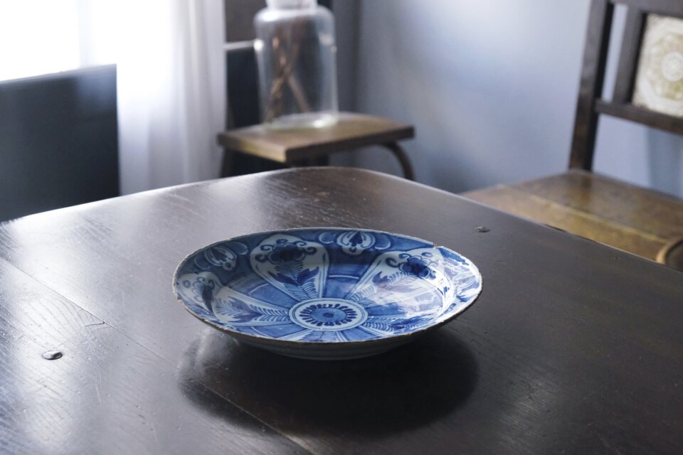 18世紀 Delft デルフト 青絵 絵皿 平皿 22.2cm アンティーク 0502571