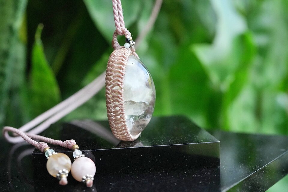 一点ものハンドメイド　ガーデンクォーツのネックレス アクセサリー 一点ものハンドメイド ガーデンクォーツのネックレス