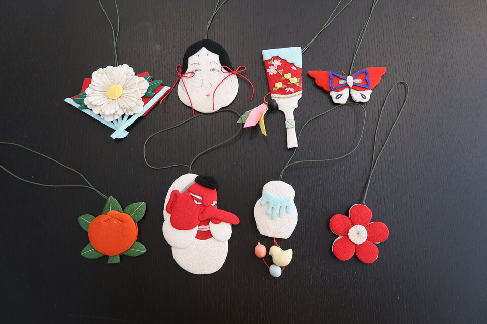 縁起物押絵の飾り物 No,3 | iichi 日々の暮らしを心地よくする
