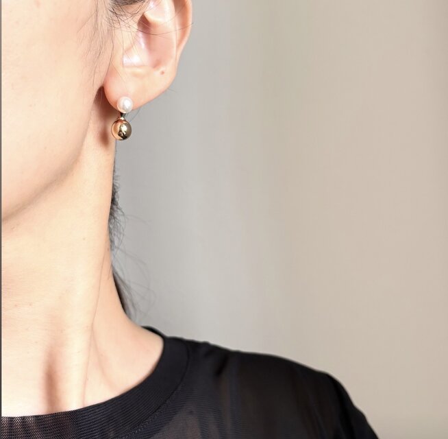 Audrey 14kgf サージカルステンレス クリスタルパール ピアス | iichi
