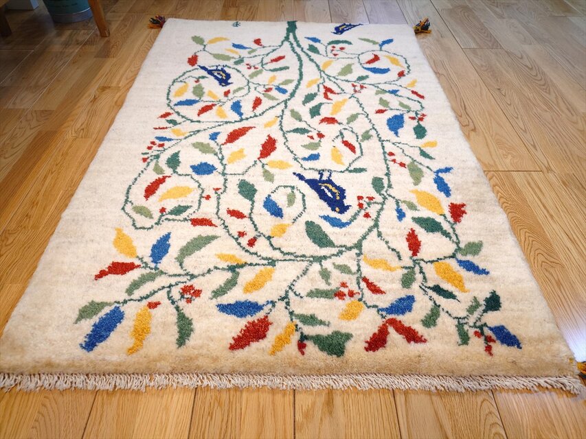 ペルシャ ギャッベ マット大 ラグ 118x80cm 鳥 蔦 ベージュ RJ15313