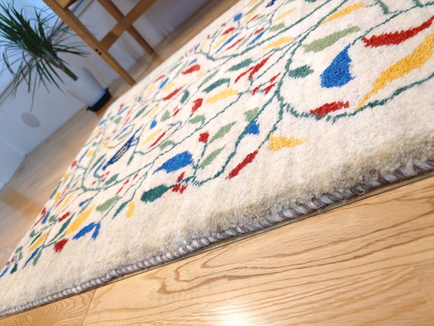ペルシャ ギャッベ マット大 ラグ 118x80cm 鳥 蔦 ベージュ RJ15313