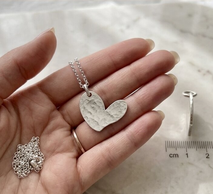 彫金作家さんとつくったSilver925 ハートネックレス｜槌目・60cmロング