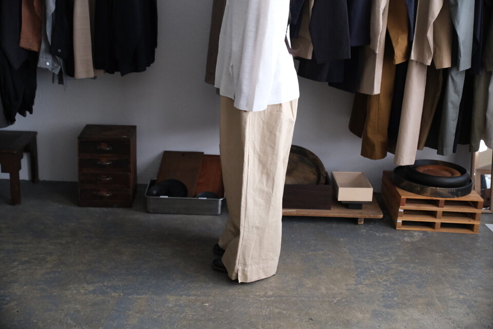 new】enrica bagasse chino pants｜BEIGE｜PANTS145 | iichi 日々の