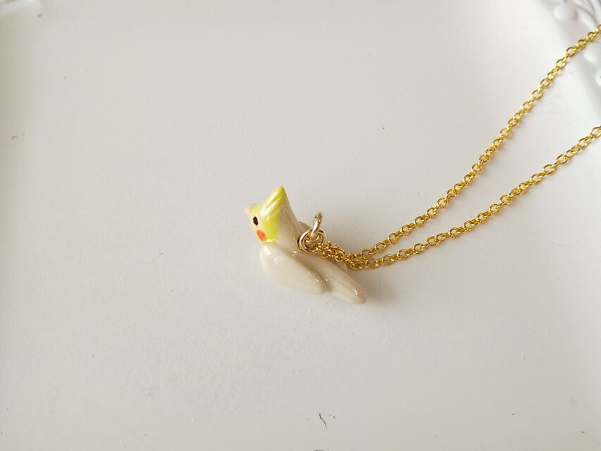 オカメインコ・ルチノーのネックレス | iichi 日々の暮らしを心地よく