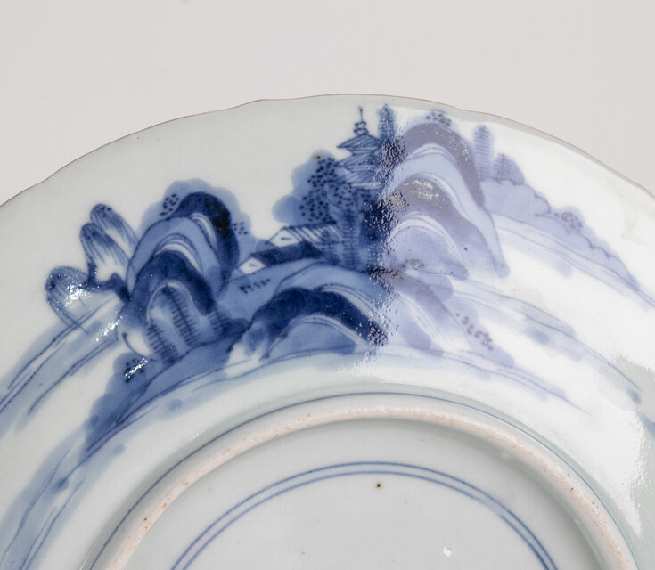 古伊万里 染錦山水草花文 七寸皿 明治時代 E1854A | iichi 日々の