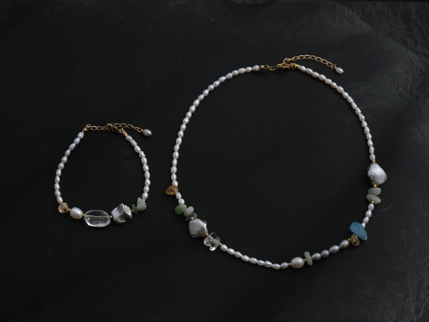 kuldi og hlýja necklace 淡水バロックパール 天然石ネックレス 翡翠