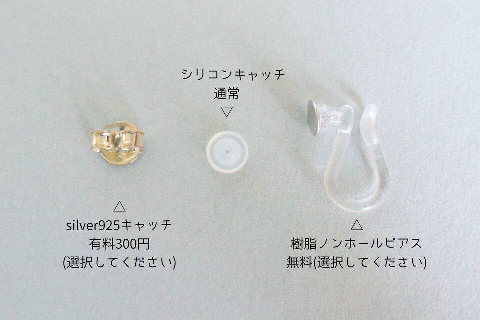 七宝焼｜小さな光をまとう花ピアス ホワイト パール | iichi 日々の
