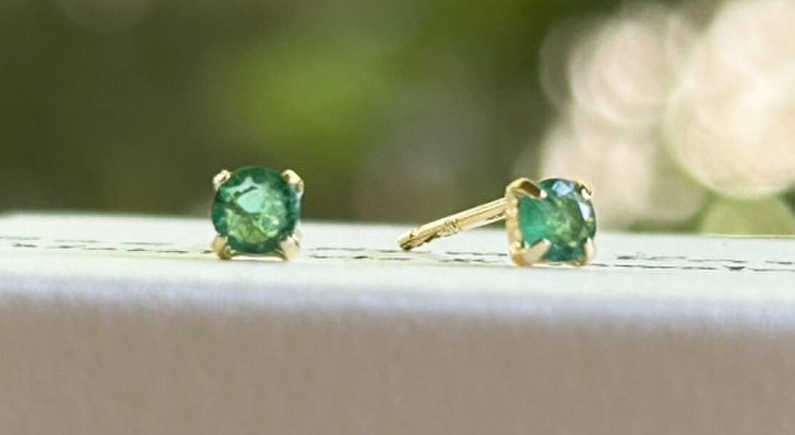 K18 ダイヤモンド エメラルド スタッドピアス イエローゴールド 両耳用 K18 Gold+Emerald 天然エメラルド 2mm スタッドピアスⅡ (両耳分