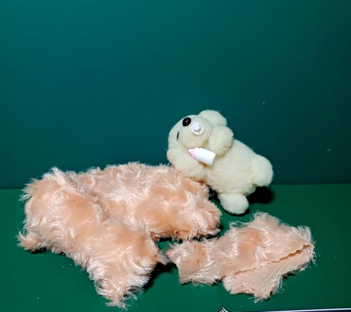 羊毛フェルト おやすみトイちゃん お腹いっぱいになり夢見てる