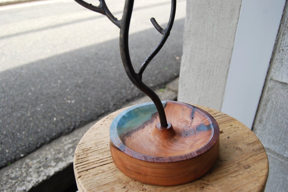 WOOD＋レジン 09 アイアンスタンド ～WOOD＋コレクション～ | iichi
