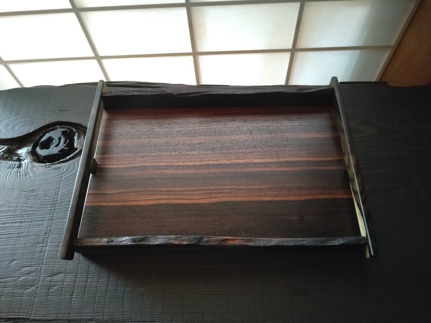 【極美品】銘木 一枚板 削り出し トレイ 黒檀 重厚・高密度 焦茶 2点 銘木・黒柿と縞黒檀の長手盆 〜 和モダンな木製トレー・お盆・角盆